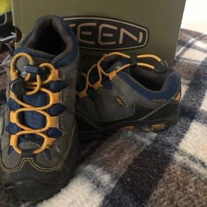 Keen hiking boots